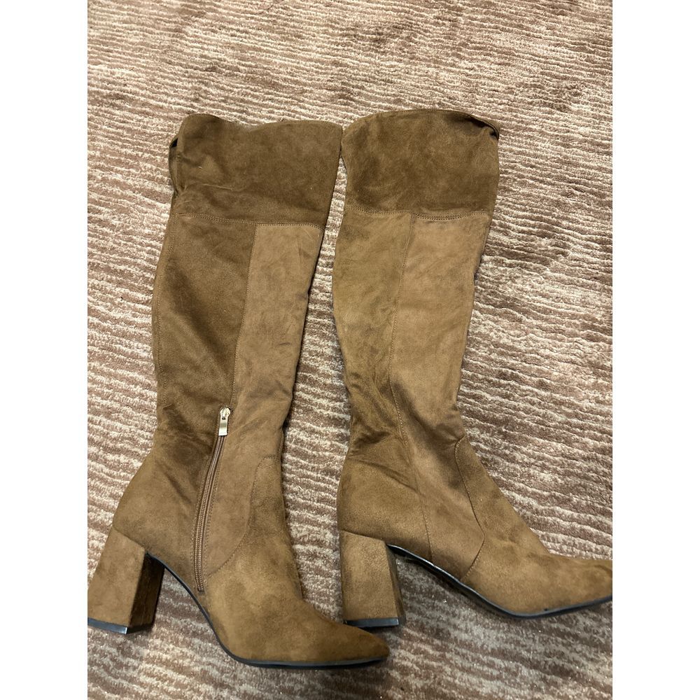 Elegant Tan Suede Knee-High Boots Block‎ Heel Fall/Winter Statement Footwear 10M